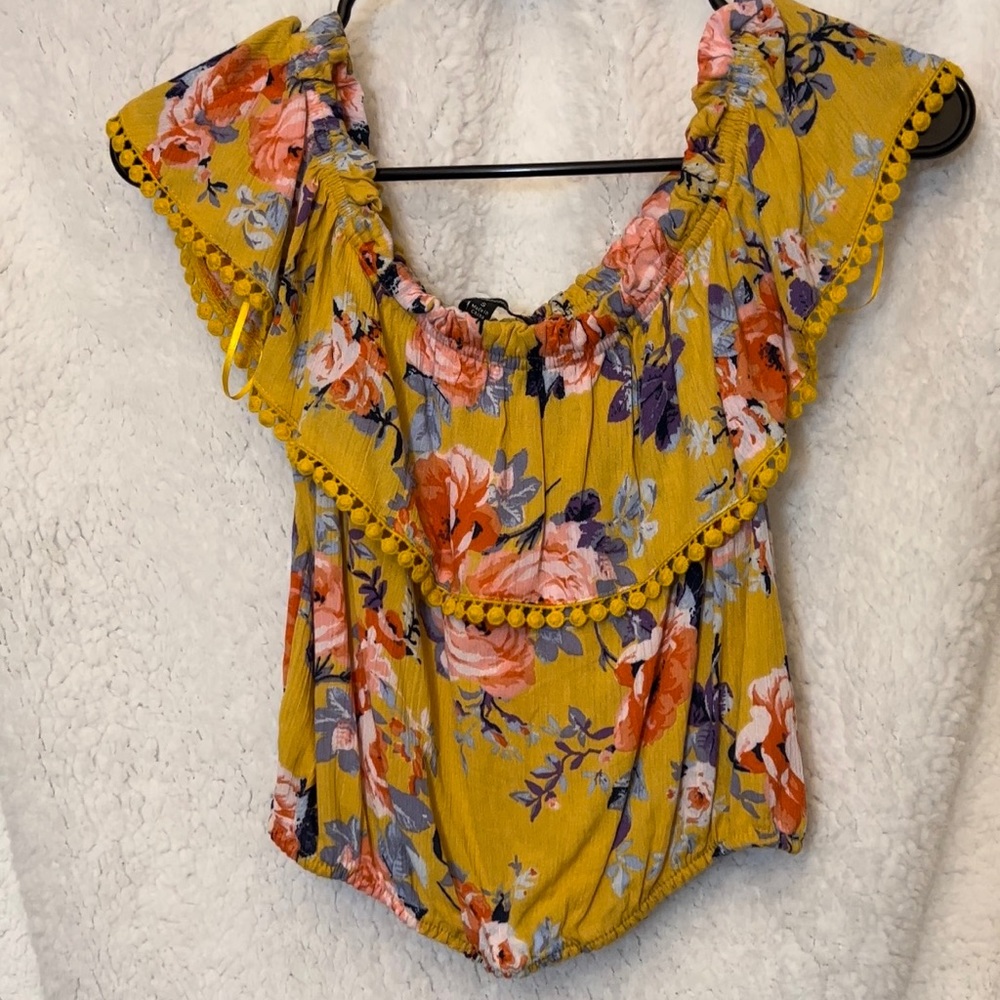 floral print blouse, size S